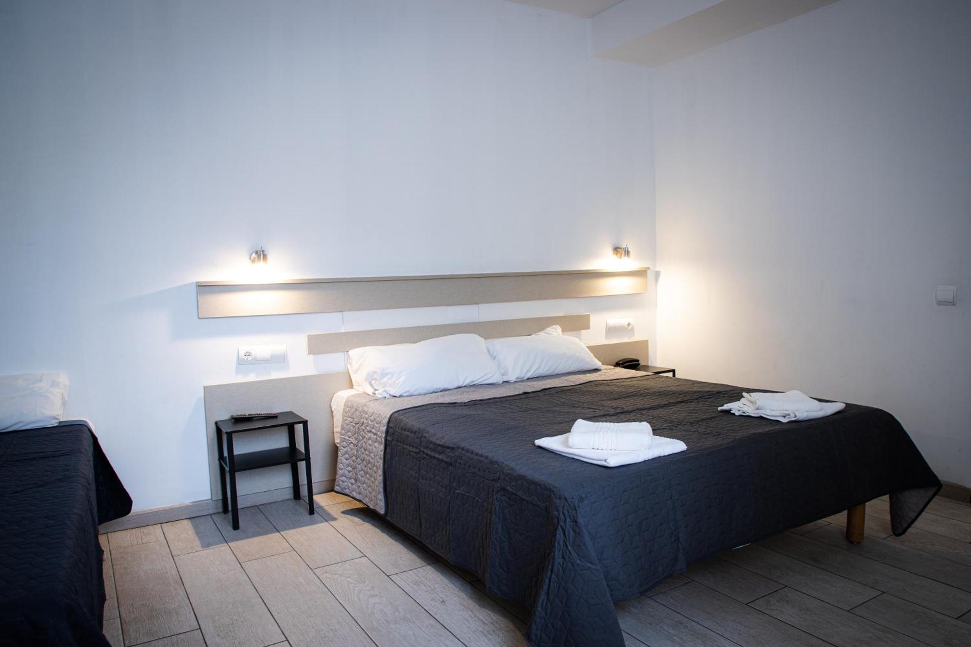 Apartamentos Comfort Calella Exterior foto